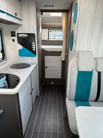 Rimor Kilig 5 - Familien-Wohnmobil für 6 Personen mit Lithium - fotografie 7