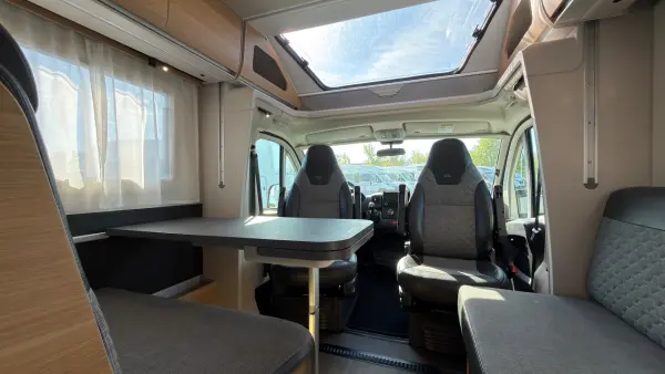Adria Matrix Axess 670 SL - Teilintegrierter mit Lithium - fotografie 7