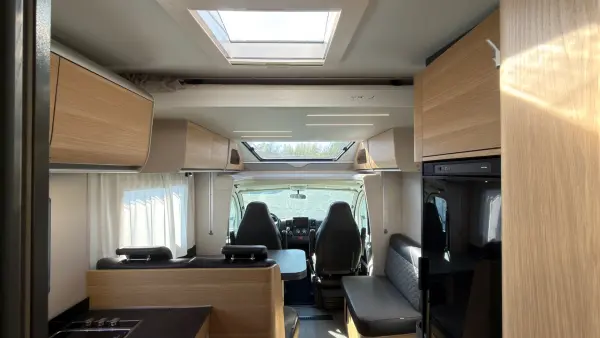 Adria Matrix Axess 670 SL - Teilintegrierter mit Lithium - fotografie 8