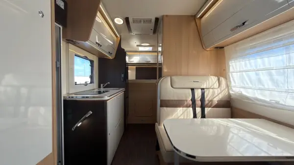 Forster FA 699 HB - Alkoven-Wohnmobil für 6 Personen mit Lithium - fotografie 8