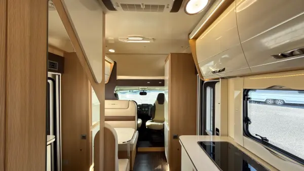 Forster FA 699 HB - Alkoven-Wohnmobil für 6 Personen mit Lithium - fotografie 9