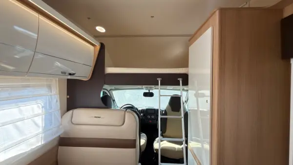 Forster FA 699 HB - Alkoven-Wohnmobil für 6 Personen mit Lithium - fotografie 10