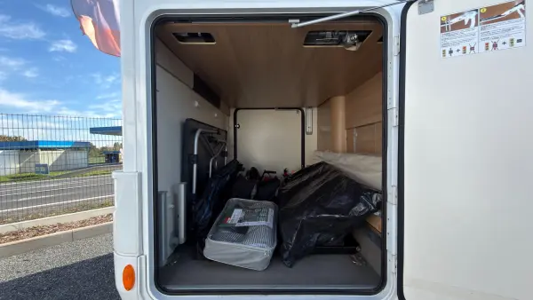 Forster FA 699 HB - Alkoven-Wohnmobil für 6 Personen mit Lithium - fotografie 18