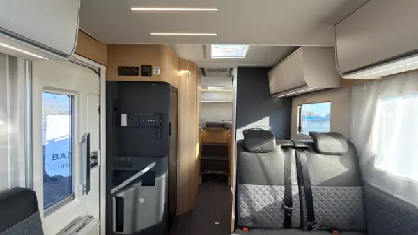 Adria Matrix Axess 670 SL - Teilintegrierter mit Automatik - fotografie 8