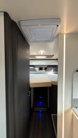 CI Magis 84 Plus - Alkoven-Wohnmobil für 6 Personen - fotografie 16