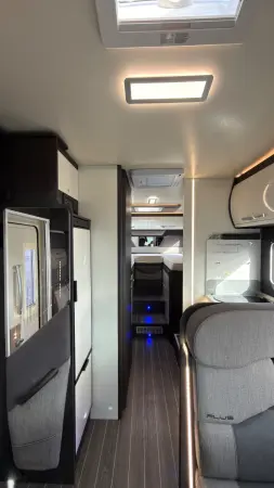 CI Magis 84 Plus - Alkoven-Wohnmobil für 6 Personen - fotografie 9
