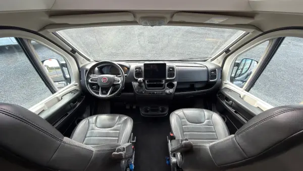 Adria Twin Sports 640 SGX - Kastenwagen-Camper mit Automatik - fotografie 5