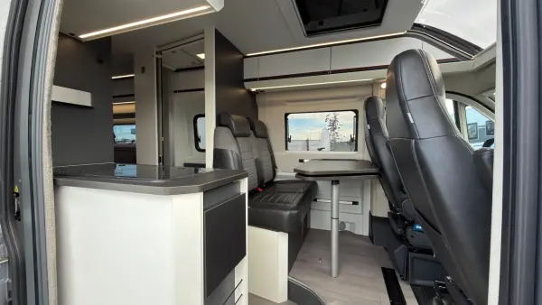 Adria Twin Sports 640 SGX - Kastenwagen-Camper mit Automatik - fotografie 6
