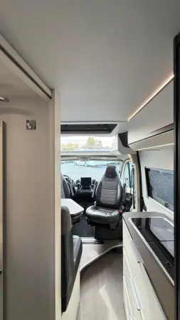 Adria Twin Sports 640 SGX - Kastenwagen-Camper mit Automatik - fotografie 8