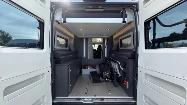 Adria Twin Sports 640 SGX - Kastenwagen-Camper mit Automatik - fotografie 14