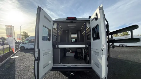 Adria Twin Sports 640 SGX - Kastenwagen-Camper mit Automatik - fotografie 16