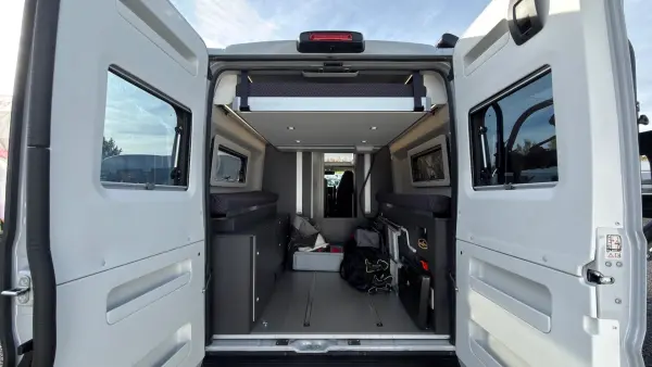 Adria Twin Sports 640 SGX - Kastenwagen-Camper mit Automatik - fotografie 17