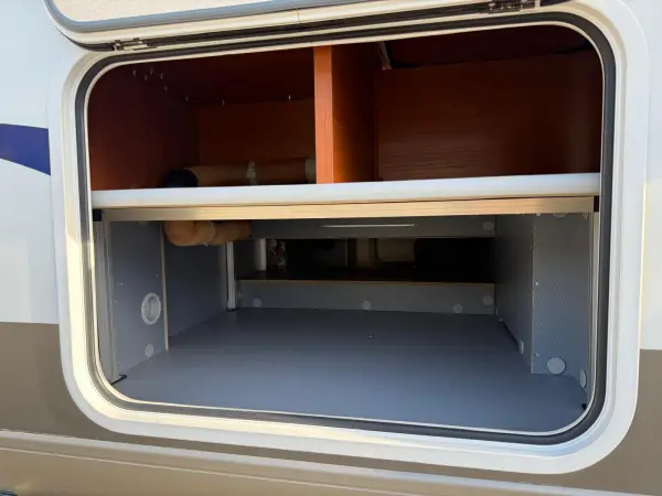 Frankia auf Mercedes-Benz Sprinter - Automatik - fotografie 20