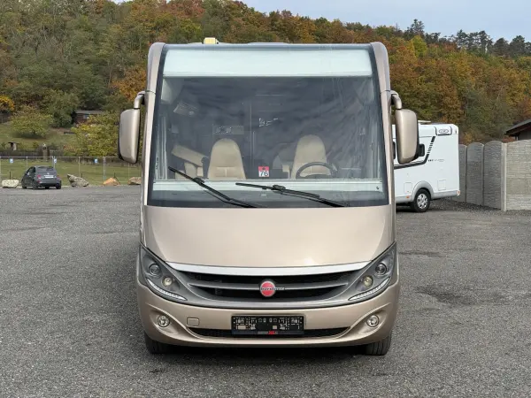 Bürstner Grand Panorama - luxuriöses Wohnmobil mit Automatik - fotografie 4