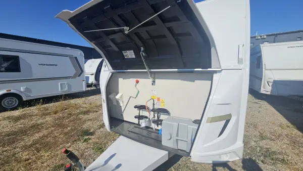 Weinsberg CaraOne 400 LK (3-Etagen-Bett) - fotografie 3