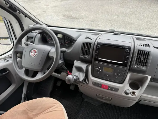 Dethleffs auf Fiat Ducato 2.3 JTD (96 kW) - fotografie 16