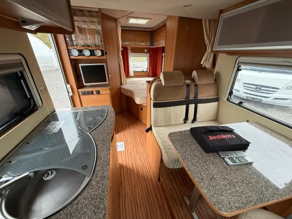 Dethleffs auf Fiat Ducato 2.3 JTD (96 kW) - fotografie 19