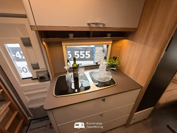Bürstner Premio Plus 440 TK - Wohnwagen für 6 Personen - fotografie 12